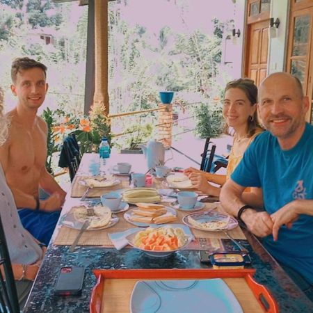 אלה Serenity Homestay מראה חיצוני תמונה